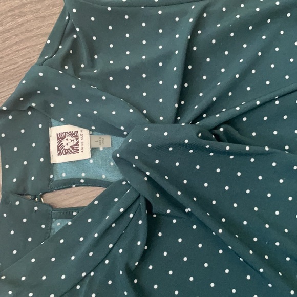 Anne Klein green tops with dots Size L - Picture 3 of 4